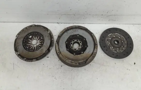 Toyota Corolla Verso AR10 Clutch set kit 3125005120 134500R010 3121005061