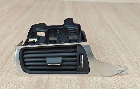 Audi A6 S6 C7 4G Dashboard side air vent grill/cover trim 4G1820901