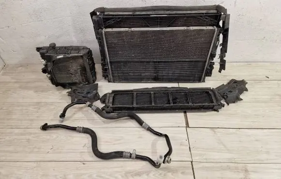Mercedes-Benz E AMG W213 Radiator set A0995005403