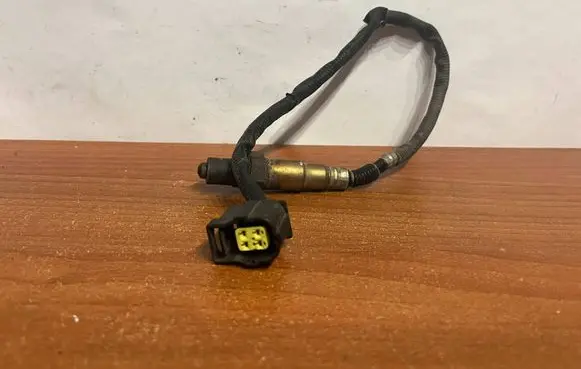 Mercedes-Benz S W221 Lambda probe sensor 0045420818 0258006747