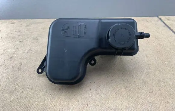 BMW 7 E65 E66 Coolant expansion tank/reservoir 7800292 17137800292 17137785013