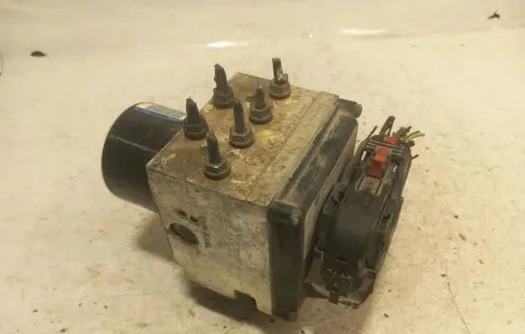 Volkswagen PASSAT B6 ABS Pump 3C0614095P 16027201 16027001A