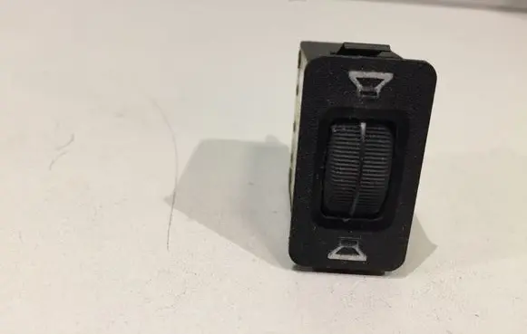 BMW 3 E30 Sound control switch 1368769 1368769285
