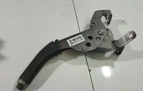 KIA Sorento Handbrake/parking brake lever assembly 