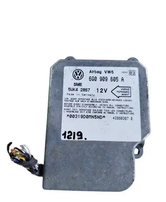Audi A4 S4 B5 8D Airbag control unit/module 6Q0909605A 43990307B 5WK42867