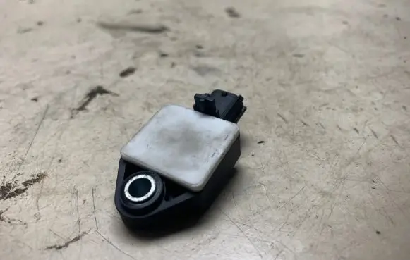 Alfa Romeo 159 Airbag deployment crash/impact sensor S106689 606978025551007