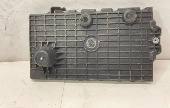 Volvo V40 Battery tray 31301934