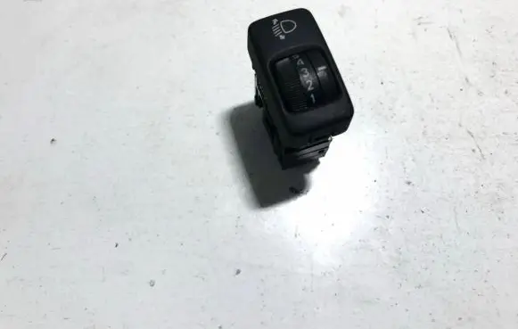 Toyota Avensis T250 Headlight level height control switch