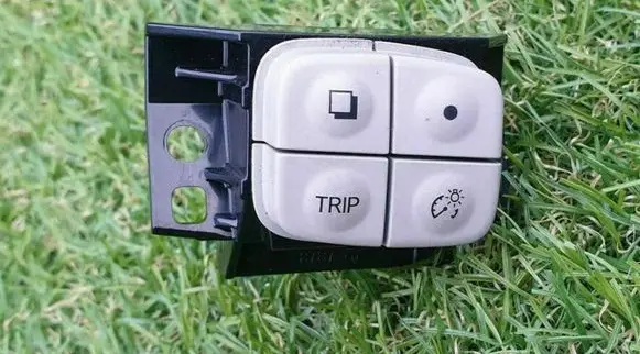 Nissan Leaf I (ZE0) Other switches/knobs/shifts LEAF 2015