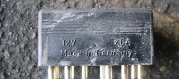 Mercedes-Benz SL R129 Other relay A0015428219 0015428219