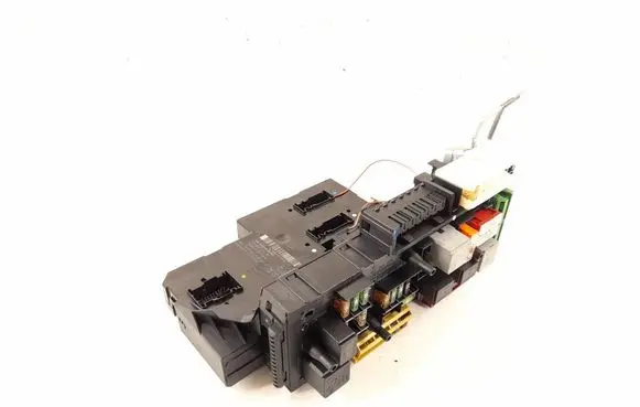 Mercedes-Benz C W204 Fuse box set 2049005003 2049065602