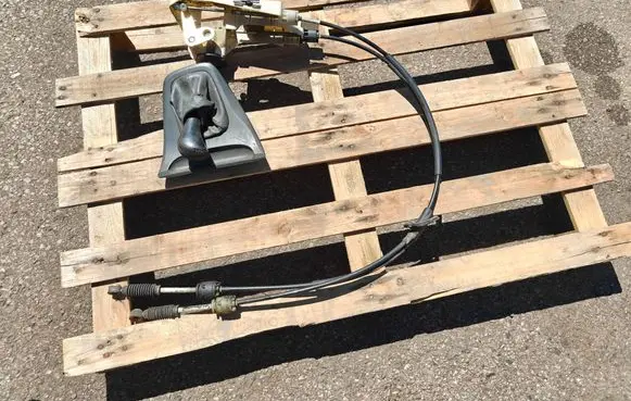 Volvo S80 Gear shifter/selector 8028100001