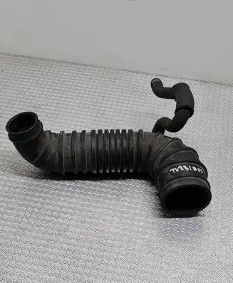Mitsubishi Pajero Turbo air intake inlet pipe/hose