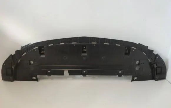 Front bumper skid plate/under tray