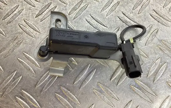 Lexus LS 460 - 600H Tire pressure sensor 8976B50010
