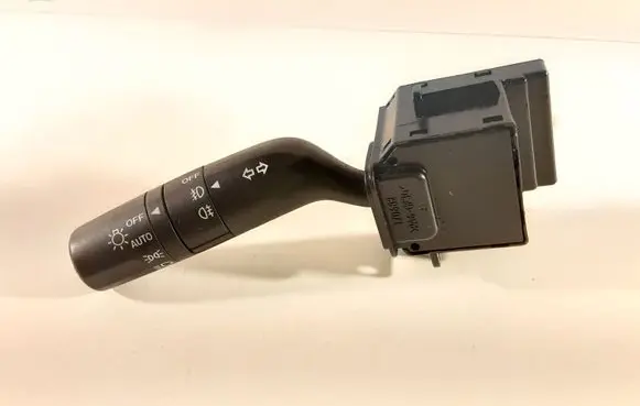 Mazda 3 II Indicator stalk 17D682