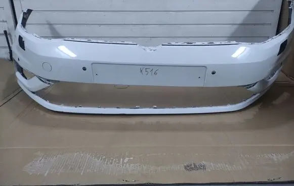 Volkswagen Golf VII Front bumper 5G0807221FL