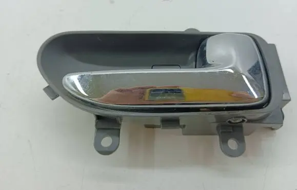 Nissan X-Trail T31 Front door interior handle