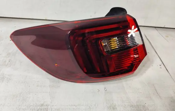 Opel Grandland X Rear/tail lights 9846766880 81660102