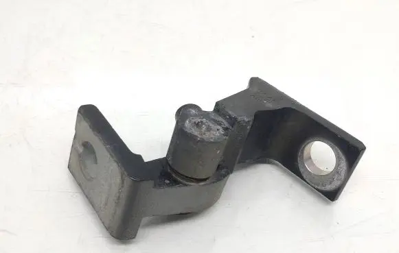 Volkswagen Cross Polo Front door upper hinge