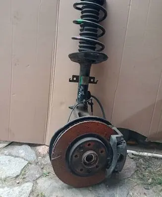 Renault Kadjar Front wheel hub spindle knuckle