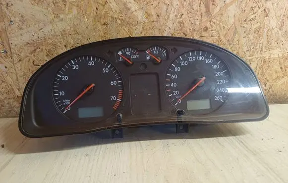 Volkswagen PASSAT B5 Speedometer (instrument cluster) 110008793010 3B0919861B