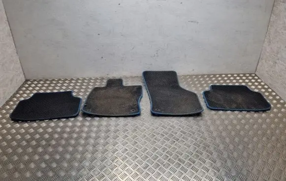 Skoda Octavia Mk3 (5E) Car floor mat set 