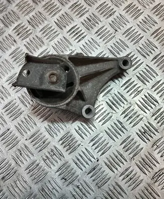 Opel Astra H Engine mounting bracket 13125635JH