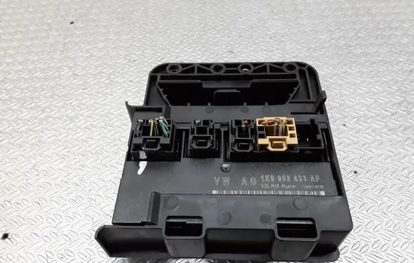 Volkswagen Jetta V Comfort/convenience module 1K0959433AF