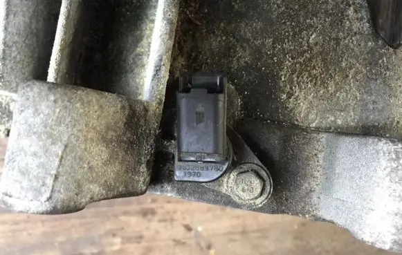 Peugeot 607 Crankshaft position sensor 9632889780