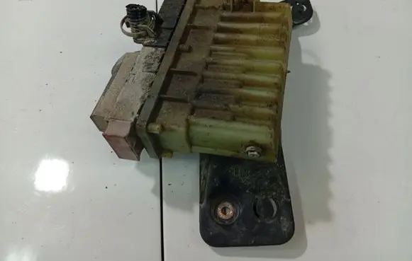 Opel Zafira A Coolant fan relay 24410130