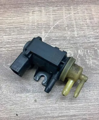 Skoda Rapid (NH) Turbo solenoid valve 1K0906627B 4011464A