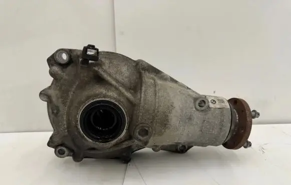BMW 3 F30 F35 F31 Front differential 757815707