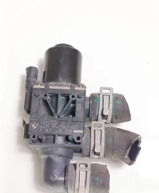 BMW 7 F01 F02 F03 F04 Coolant heater control valve 9147347