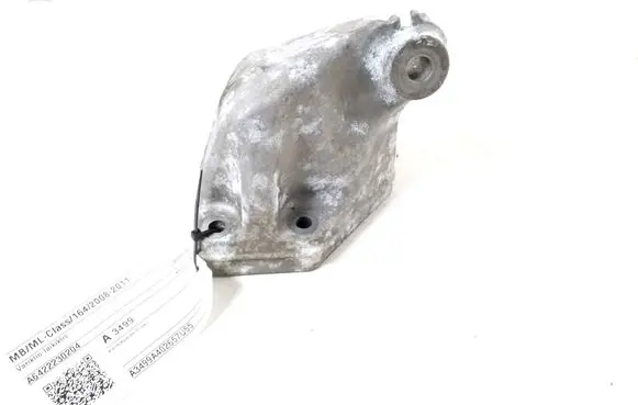 Mercedes-Benz ML W164 Engine mounting bracket A6422230204