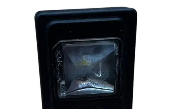 Mercedes-Benz A W176 Number plate light 177570