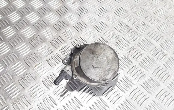 Audi A6 S6 C6 4F Vacuum pump