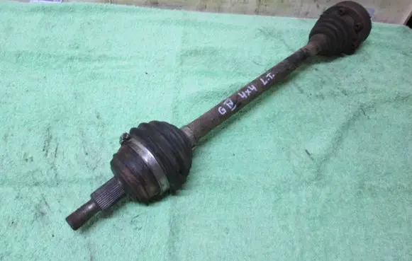 Volkswagen Golf IV Rear driveshaft