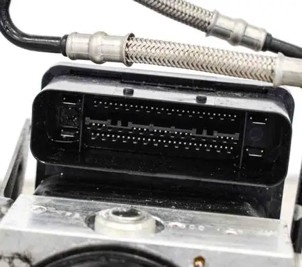 BMW 3 E90 E91 ABS Pump 67878366787837