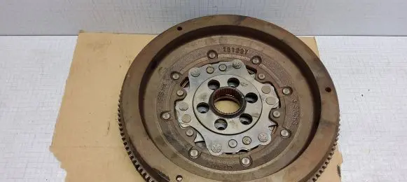 Volkswagen Caddy Flywheel 1516HK 161227