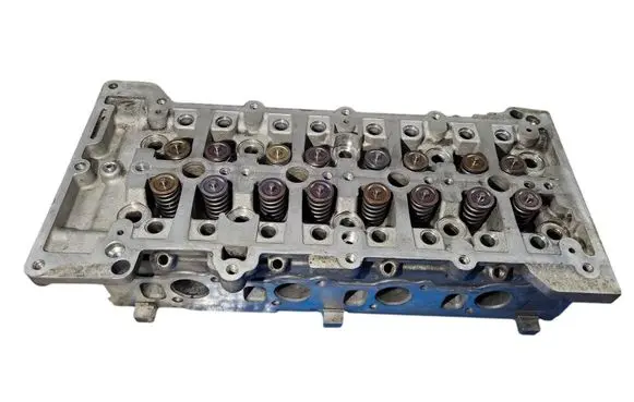 Opel Zafira B Engine head 55565883