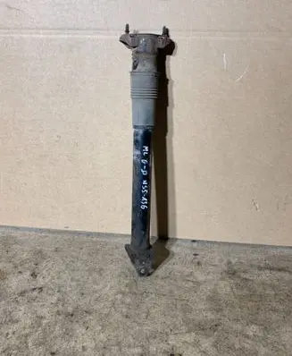 Mercedes-Benz ML W164 Rear shock absorber/damper