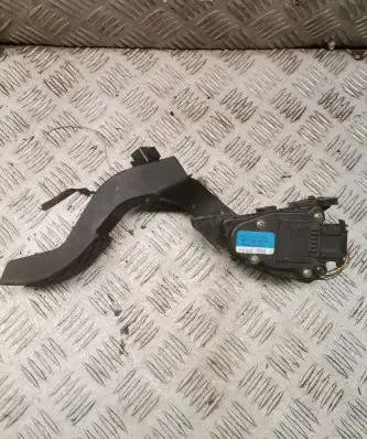 Audi A6 S6 C5 4B Accelerator throttle pedal 8d1723523g