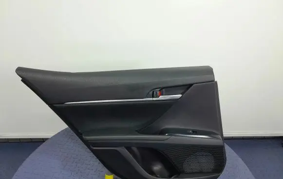 Toyota Camry VIII XV70 Door card panel trim set 