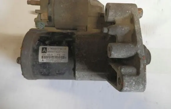 Citroen C3 Picasso Starter motor V755001780