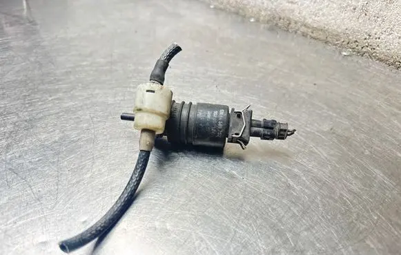 Opel Corsa D Windscreen/windshield washer pump 90585762