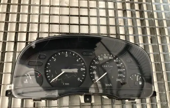 Speedometer (instrument cluster)
