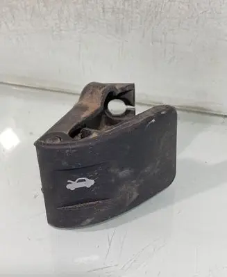 Engine bonnet (hood) release handle
