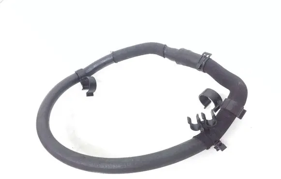 Engine coolant pipe/hose