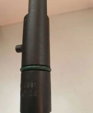 Audi A6 S6 C5 4B Fuel injector 059130201